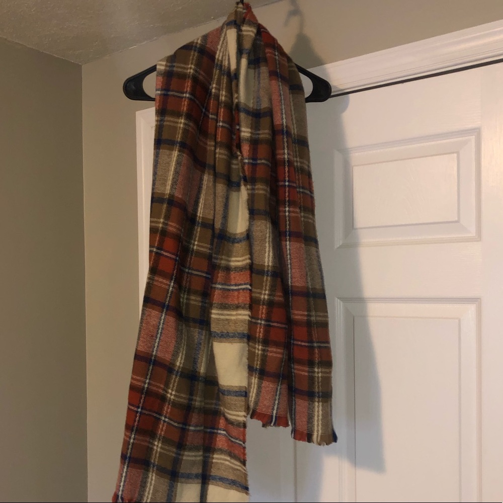 Plaid fall scarf